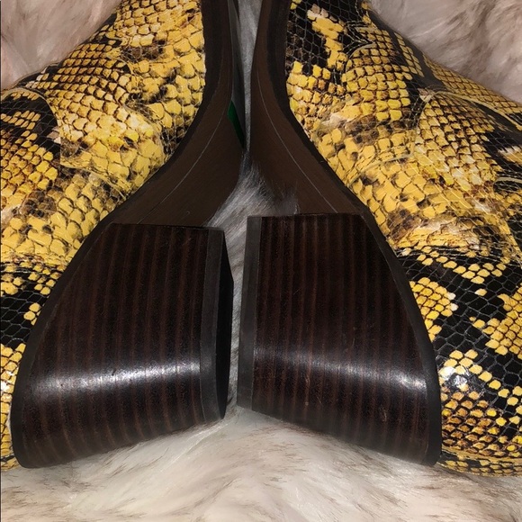 NEW Sam Edelman Winona Snake Print Ankle Boot - Picture 11 of 14